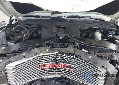 2017 GMC Yukon Denali z USA, uszkodzony, nr VIN 1GKS2CKJ0HR381760